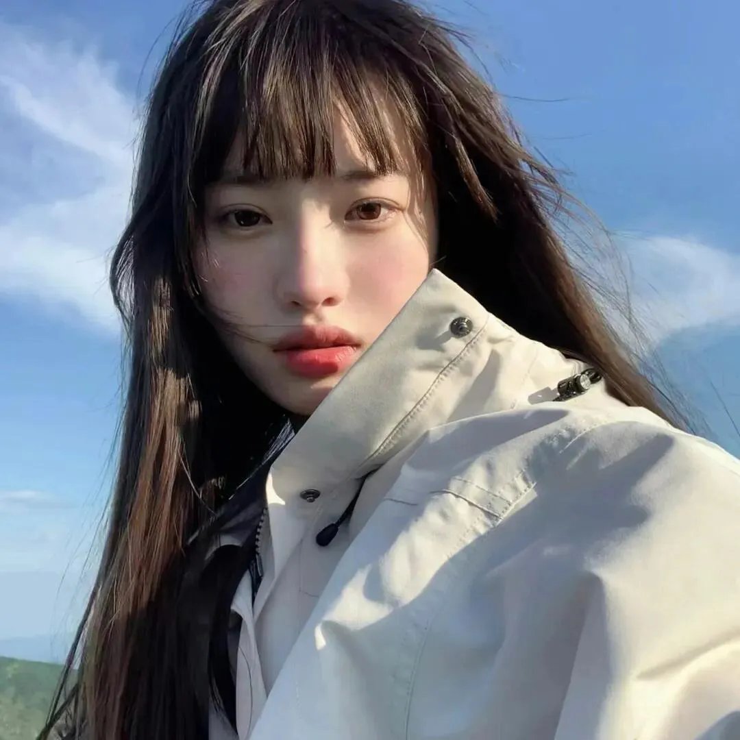 男孩在唱歌 海报